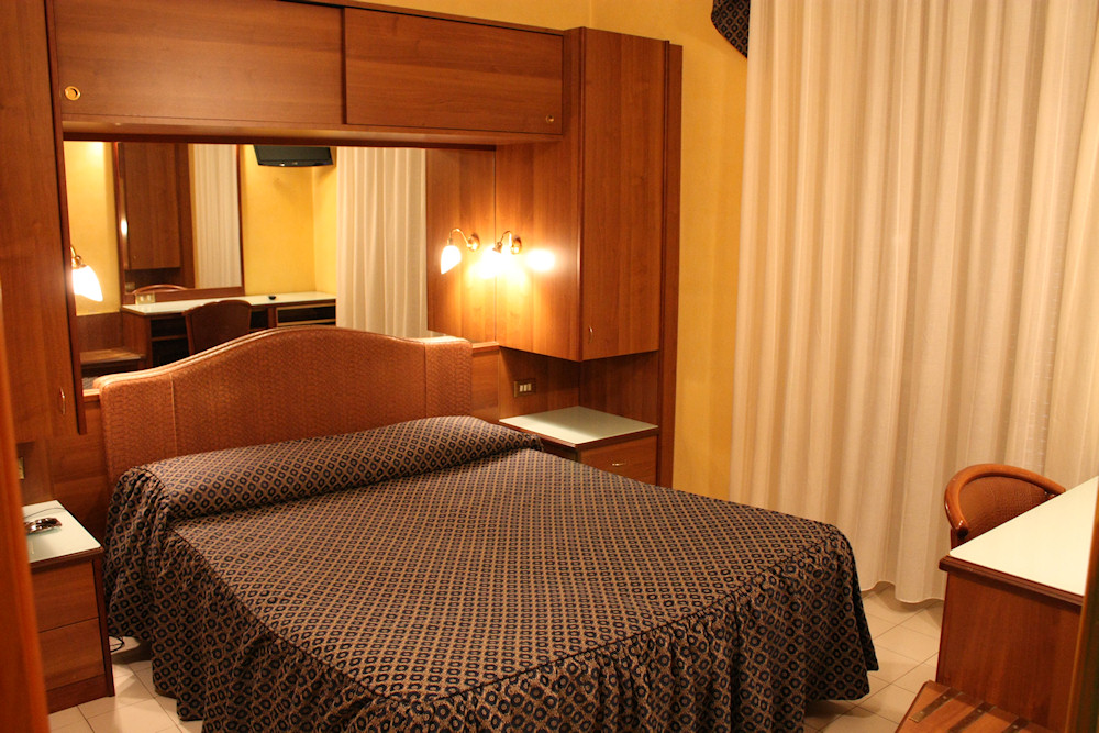 Hotel Vienna room detail